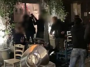 brutale-aggressione-in-pieno-centro-ferito-un-uomo
