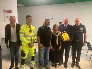 salute-consegnati-defibrillatori-a-202-comuni-siciliani-sotto-i-5000-abitanti