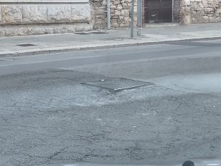 trapani-disagi-in-via-osorio-per-un-tombino-sopraelevato