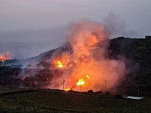 mazara/incendio-a-pantelleria-laggiornamento-sulla-situazione