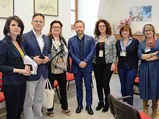 mazara-il-sindaco-incontra-i-dipendenti-dei-servizi-demografici