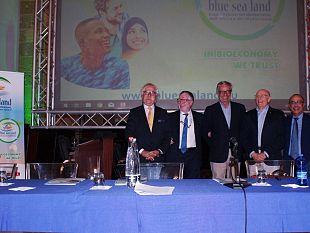 la-blue-economy-di-blue-sea-land-piace-aderenti-allo-i-o-r-a-firmato-un-protocollo-dintesa-tra-distretto-della-pesca-e-crescita-blu-e-quello-dei-paesi-delloceano-indiano