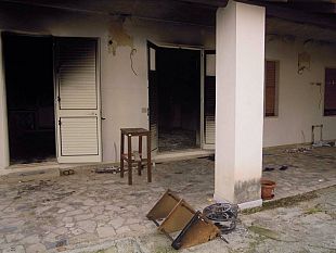 sgomento-a-marsala-dopo-la-devastazione-delle-due-case-acquistate-a-un-asta-del-tribunale