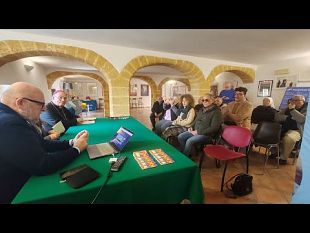 mazara-il-vescovo-giurdanella-ai-giornalisti