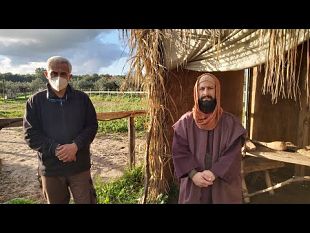mazara/al-villaggio-di-betlemme-anche-il-maestro-liutaio-roberto-danna