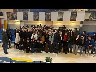 gli-studenti-del-liceo-cipolla-incontrano-don-luigi-ciotti