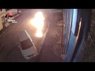 video-incendio-doloso-a-calatafimi-lanalisi-dei-video-porta-allarresto-di-un-40enne
