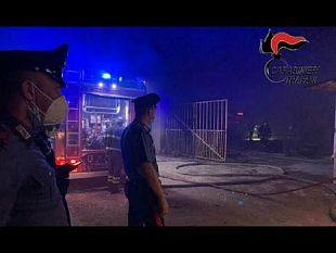 castelvetrano/incendio-allex-calcestruzzi-intervento-dei-carabinieri-e-vvff-ecco-il-video