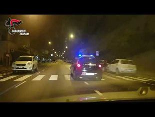 cambiava-e-invertiva-i-segnali-stradali-nelle-strade-di-alcamo-denunciato-45enne