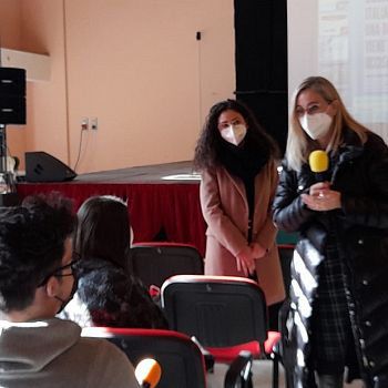 /images/1/0/10-foto-liceo-3.jpg