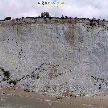 /images/3/8/38-scala-dei-turchi1.jpg
