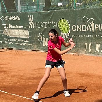 /images/4/0/40-ranieri-tennis2.jpg