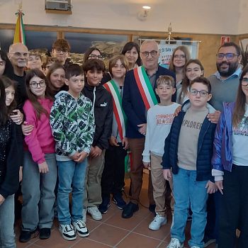 /images/4/5/45-baby-sindaco-san-vito-gruppo.jpg