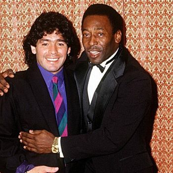 /images/5/3/53-maradona-und-pele-1988-1606329990-52059.jpg