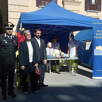 /images/6/3/63-protezione-civile-piazza-2.jpg
