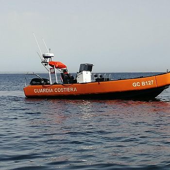 /images/6/5/65-guardia-costiera-gommone-g-c--b127-favignana.jpg