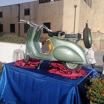 /images/6/8/68-mostra-vespa-hotel-admeto--1-.jpeg