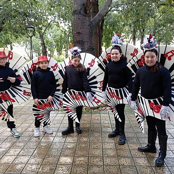 /images/7/1/71-carnevale-piazze-3.jpg