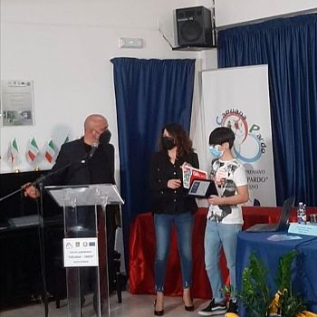 /images/8/1/81-premiazione-miglior-lettore--1-.jpg