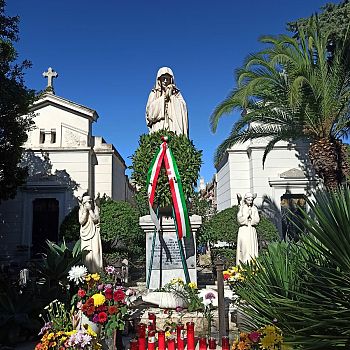/images/8/4/84-commemorazione-2-novembre-trapani--4-.jpg