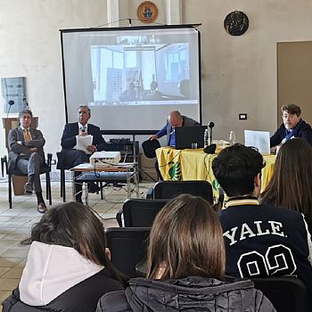 /images/9/3/93-ecoforum-castelvetrano.jpg