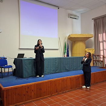/images/9/3/93-salute-liceo2.jpg
