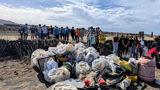 Settimana della terra, gli studenti di Pantelleria ripuliscono l’area di punta Sidéri – Arenella