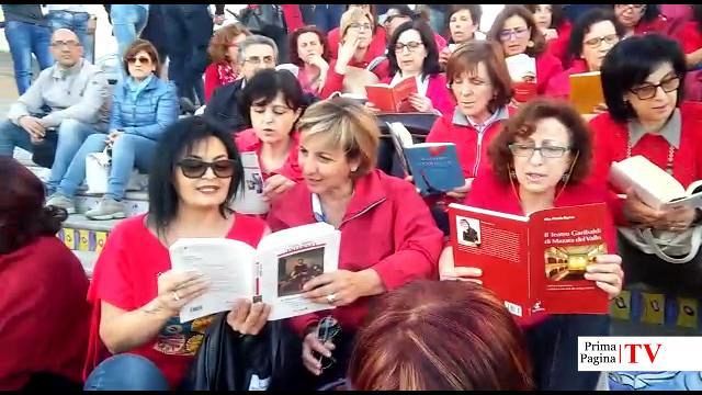 VIDEO – II flash mob cittadino contro “la buona scuola”