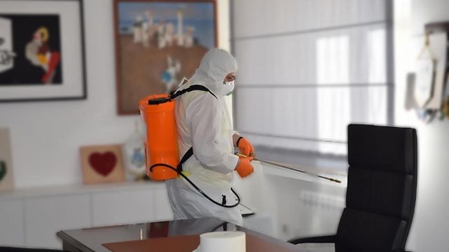 Salemi, sanificazione negli uffici comunali. Intervento anche nella sede della protezione civile e dell’Avis