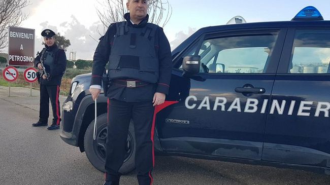 Petrosino, i Carabinieri arrestano due persone per scambio elettorale mafioso