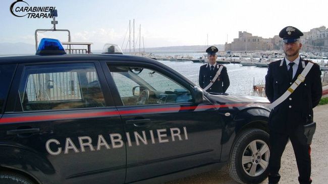 Spacciava in casa, arrestato dai Carabinieri di Castellammare del Golfo