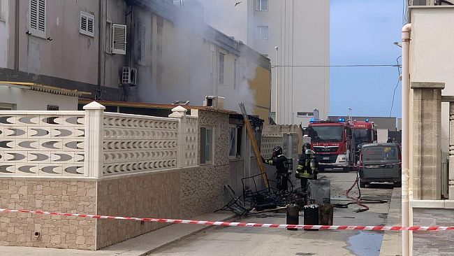 Incendio con  esplosione nel Rione Cappuccinelli, tre i feriti
