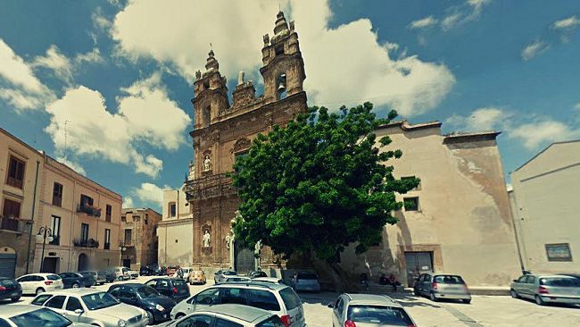 Mazara, messa in sicurezza prospetti Chiesa Santa Veneranda