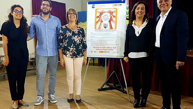 Castelvetrano, “Oltre le difficoltà…a scuola con il sorriso” Convegno sui  DSA alla Ruggero Settimo
