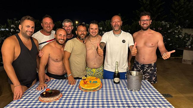 Mazara, si riuniscono gli ex alunni della quinta T.M. (anno 2002) dell'Istituto Tecnico del Mare 