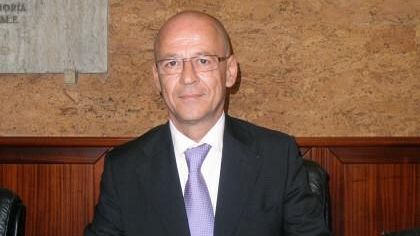 Marsala. Mario Rodriquez interroga l’Amministrazione: “Presenza deiezione di cani nei marciapiedi e nelle strade cittadine”