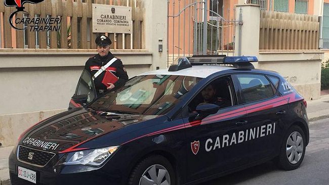 Trapani, Tentata rapina ai danni di un cittadino tunisino. Fermati gli autori