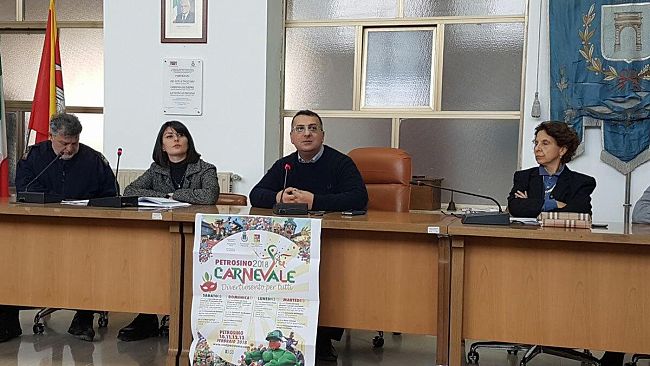Petrosino, presentato il programma del Carnevale  2018