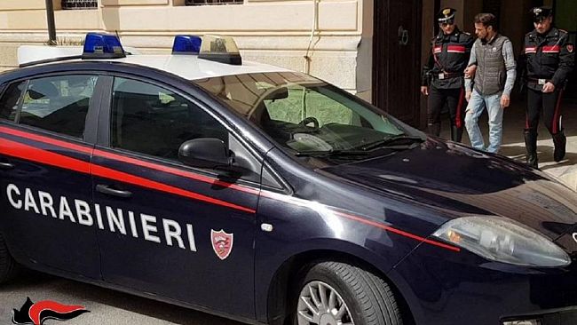 Arrestati dai Carabinieri gli autori del furto della cassaforte del comune di Trapani