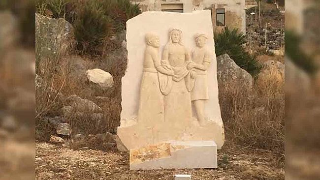 Trapani, Regina Pacis – Faro di Pace nel Mediterraneo: svelata la stazione marmorea della Via Crucis