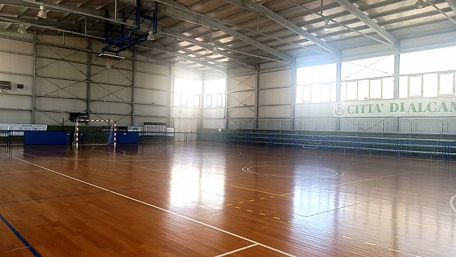 Alcamo, aperta del pubblico la palestra di via Giovanni Verga