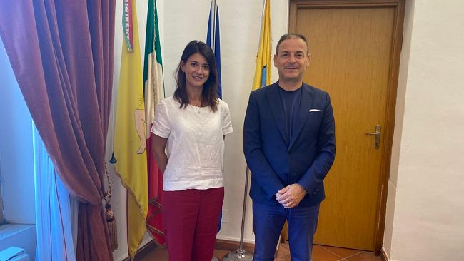 La neo dirigente del Commissariato di Ps Laura Cavasino in visita al Comune