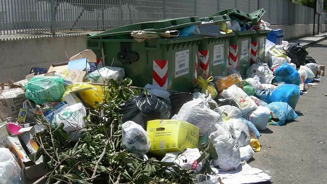 Rifiuti. Cristaldi: “rientrata l’emergenza”