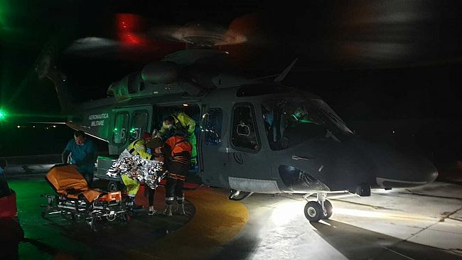 Aeronautica soccorre giovane donna sull’isola di Linosa