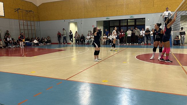 Vigor Mazara mastica amaro contro la Junior Volley Academy