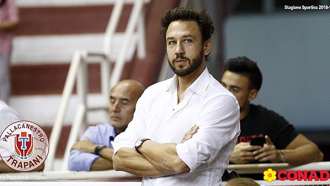 Basket, Trapani ed il direttore generale Lamma si separano