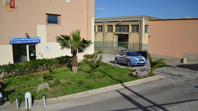 Castellammare: stalking nei confronti della ex moglie sottoposto agli arresti domiciliari