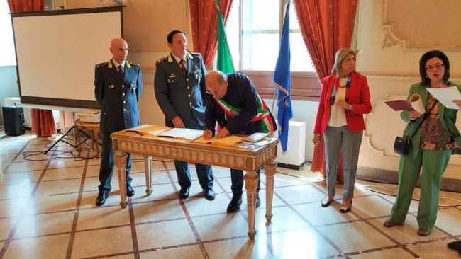 Salaparuta, sottoscritto accordo tra comune e Prefettura 