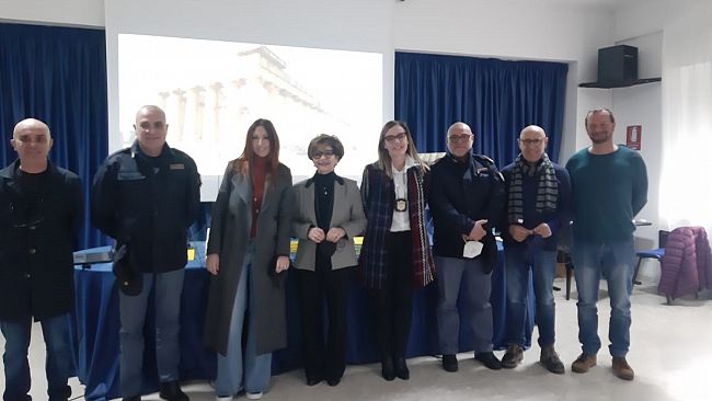 All'Ic Capuana Pardo incontro con la Polizia Postale 
