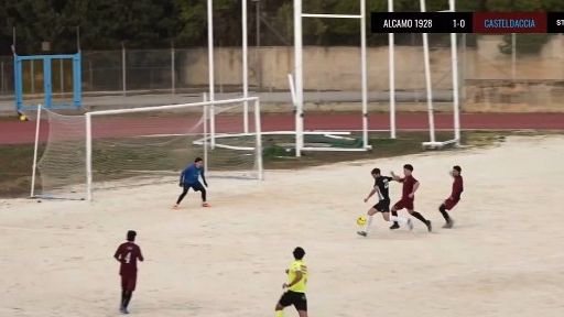 Calcio, promozione. 